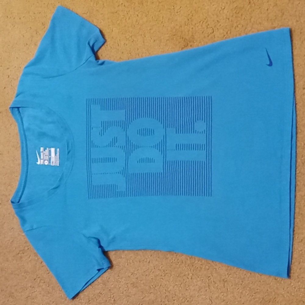 Nike women's scoop neck blue tee. Sz L